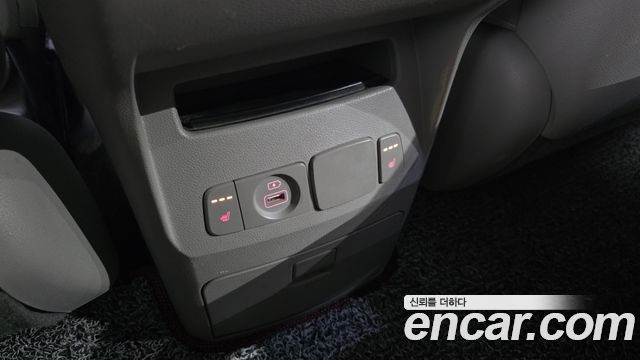 Kia Canival 2019 — photo 19