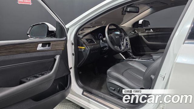 Hyundai Sonata 2015 — photo 13