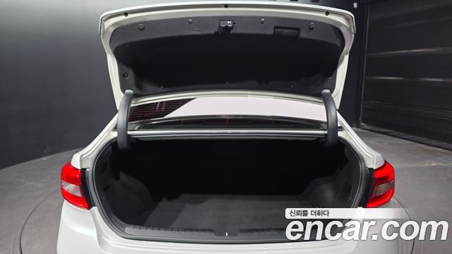 Hyundai Sonata 2015 — photo 26