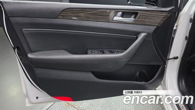 Hyundai Sonata 2015 — photo 14