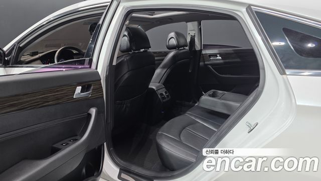 Hyundai Sonata 2015 — photo 16