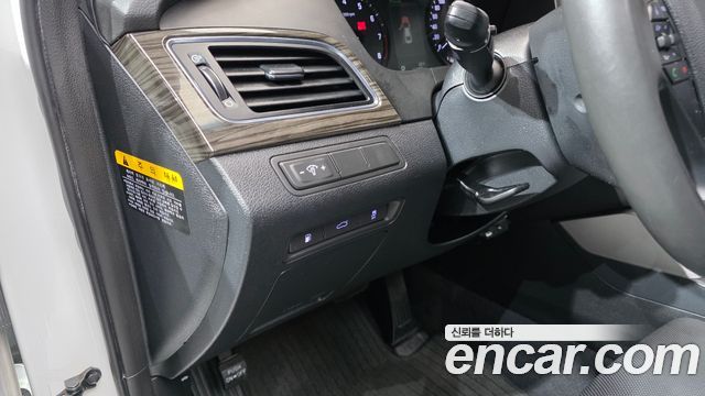 Hyundai Sonata 2015 — photo 33