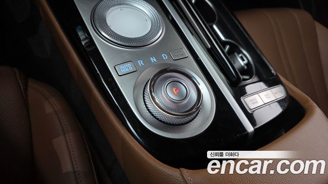 Genesis G80 2022 — photo 12