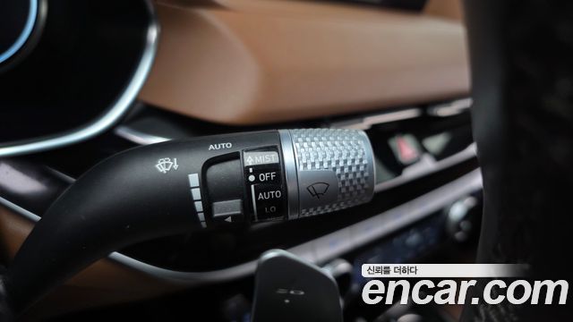 Genesis G80 2022 — photo 23