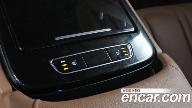 Genesis G80 2022 — photo 29