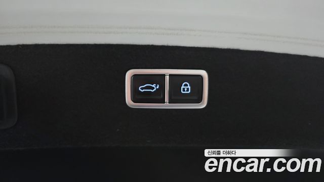 Genesis G80 2022 — photo 31