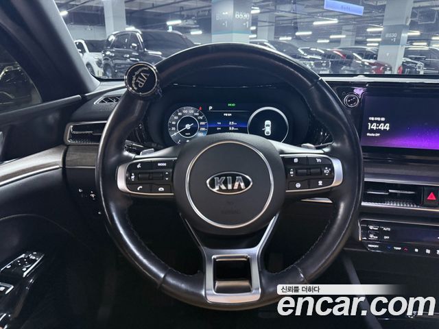 Kia K5 2020 — photo 8