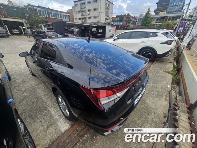 Hyundai AVANTE 2021 — photo 5