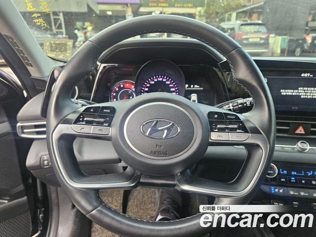 Hyundai AVANTE 2021 — photo 12