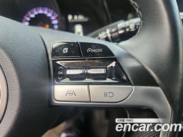 Hyundai AVANTE 2021 — photo 13