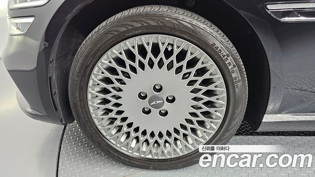 Genesis G80 2022 — photo 5