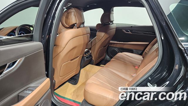 Genesis G80 2022 — photo 18