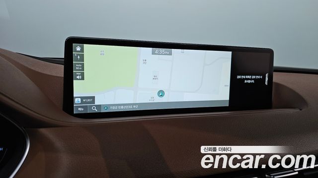Genesis G80 2022 — photo 21