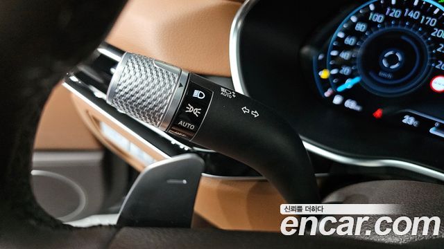 Genesis G80 2022 — photo 28