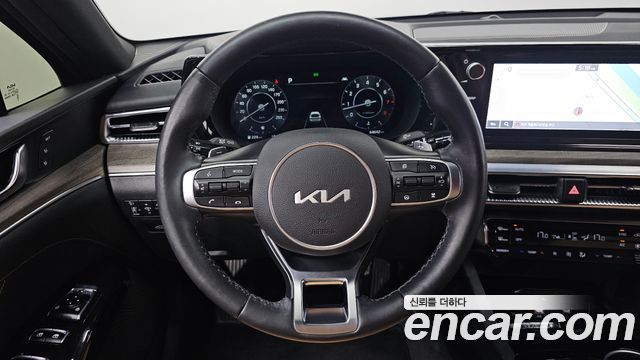 Kia K5 2022 — photo 20