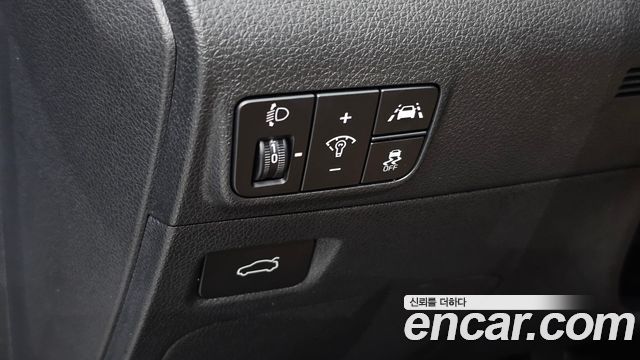 Kia K5 2022 — photo 25