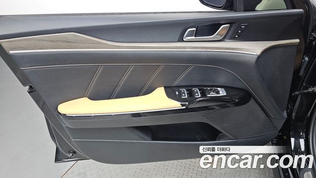 Kia K5 2022 — photo 14