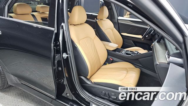 Kia K5 2022 — photo 16