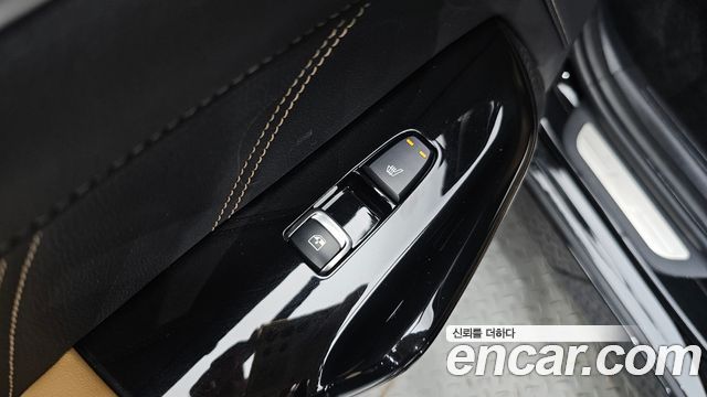 Kia K5 2022 — photo 27