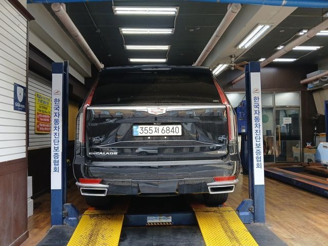 Cadillac Escalade 2022 — inspection photo 2