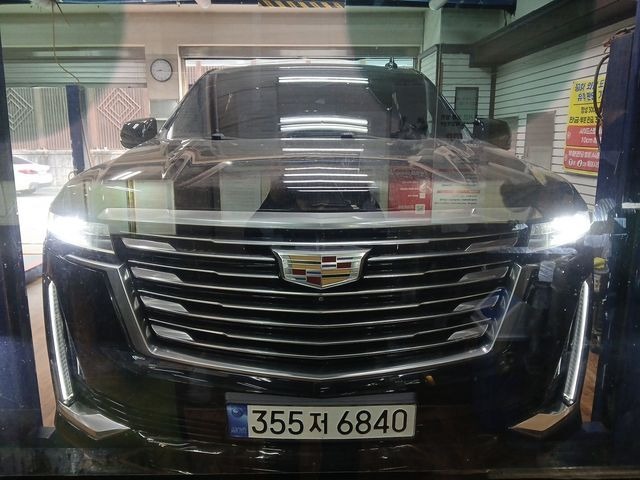 Cadillac Escalade 2022 — inspection photo 1
