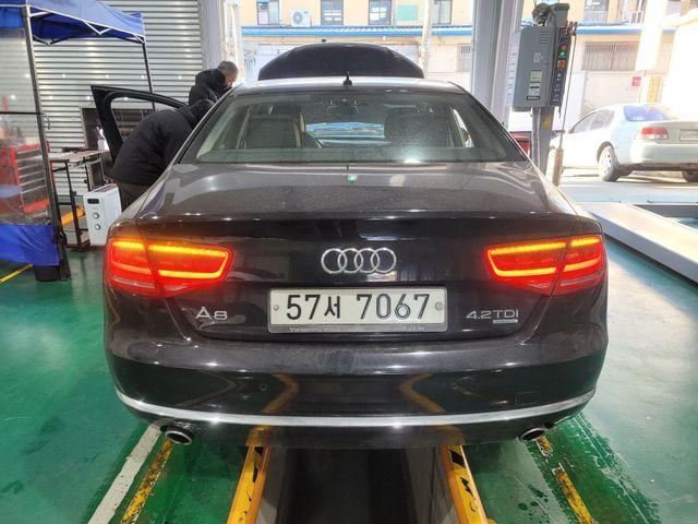 Audi A8 2013 — inspection photo 2