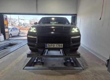 Porsche Cayenne 2020 — inspection photo 1